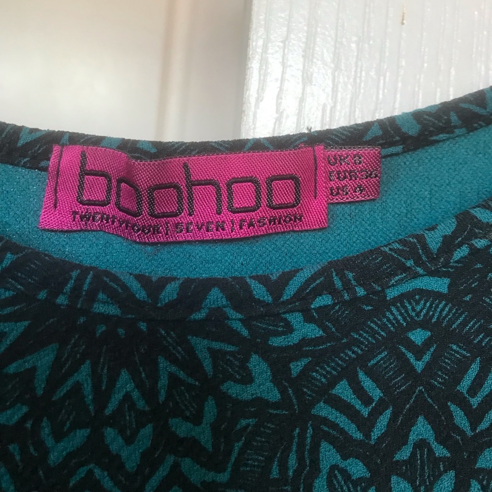 NWOT Boohoo dress
